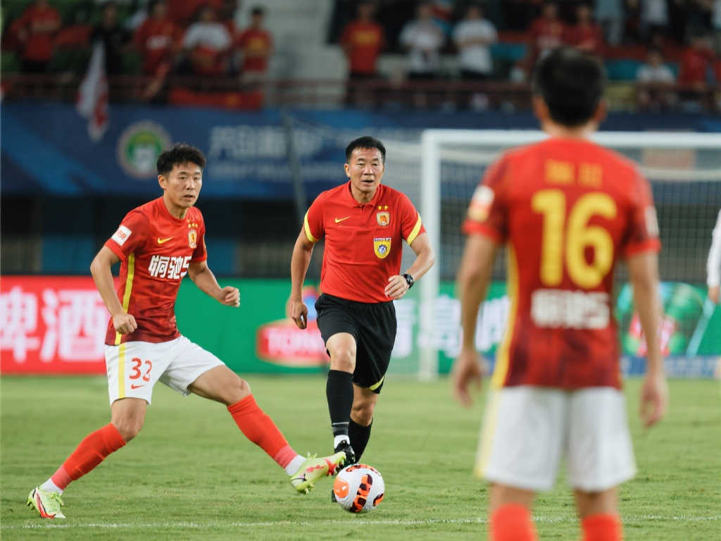 他可能会沿 他可能会沿